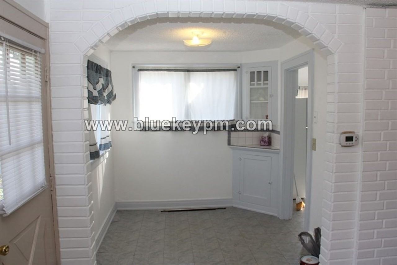10911 Se Myrtle St - Photo 6 of 15
