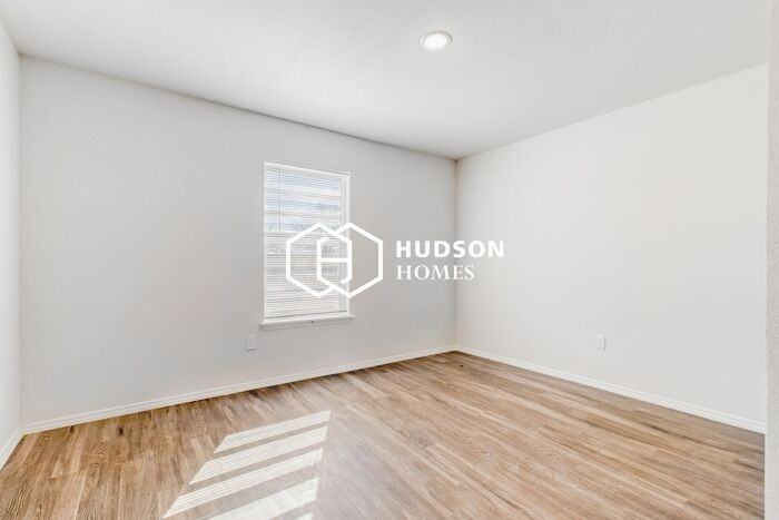 1326 Nw 10th Ave #A - Photo 7 of 14