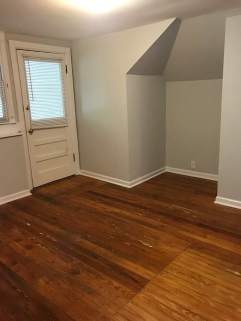 3901B Elkins Ave - Photo 7 of 18