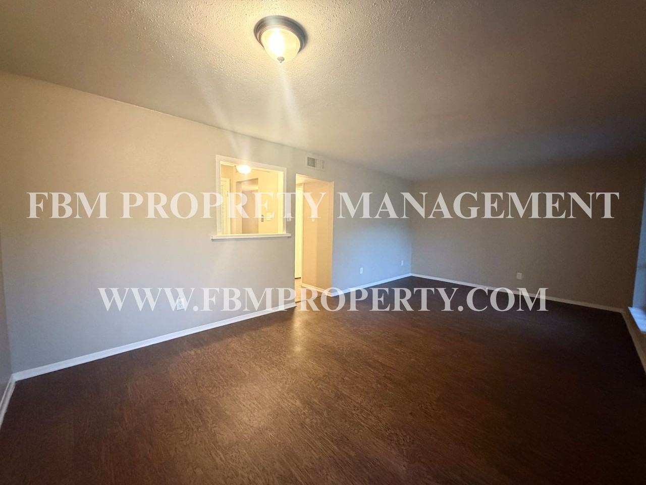510 W Marvin Ave #112 - Photo 4 of 15