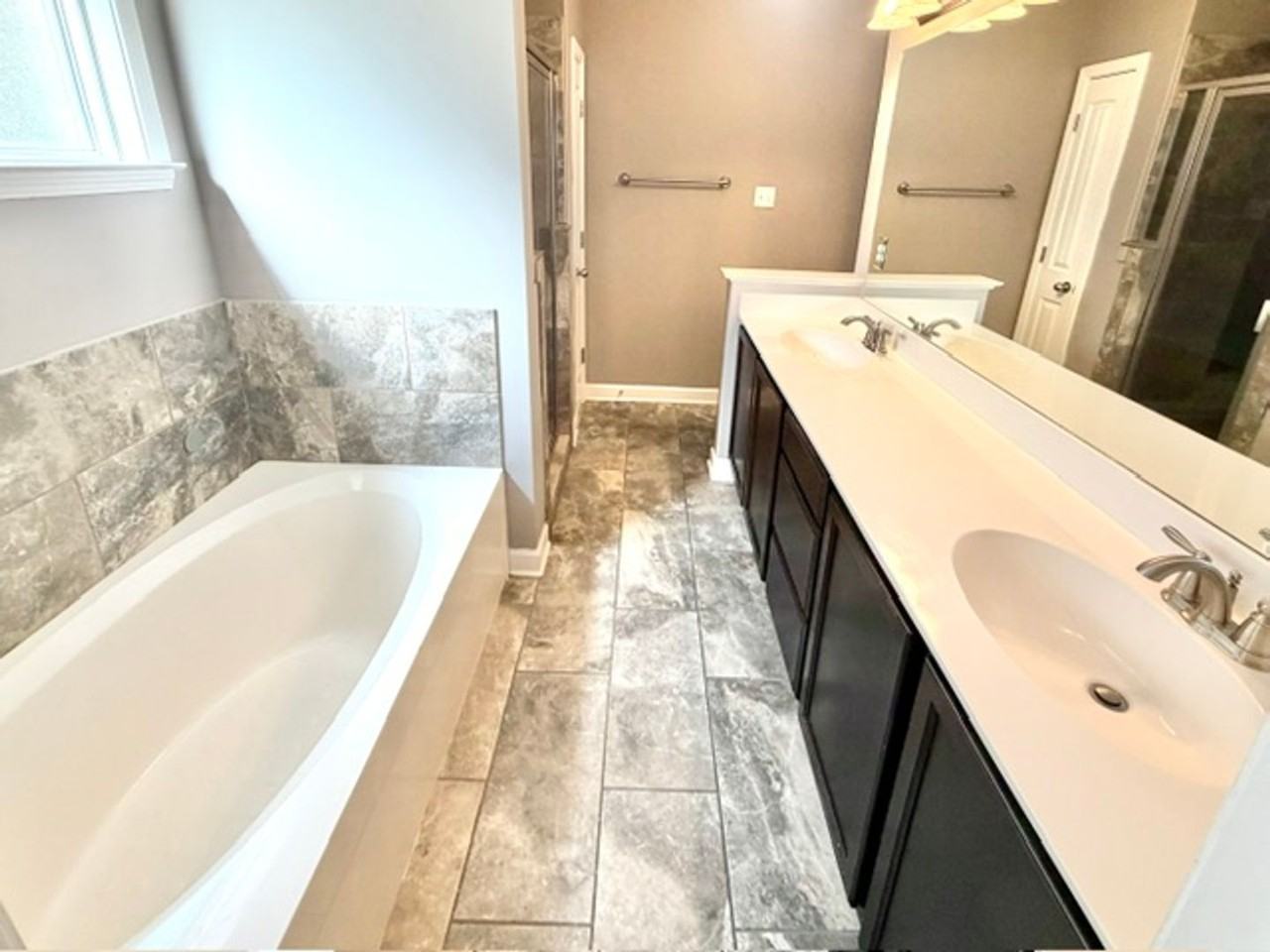 7558 Glenlaurel Way - Photo 7 of 10