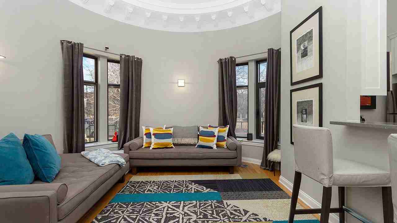 4938 S Drexel Blvd - Photo 3 of 13