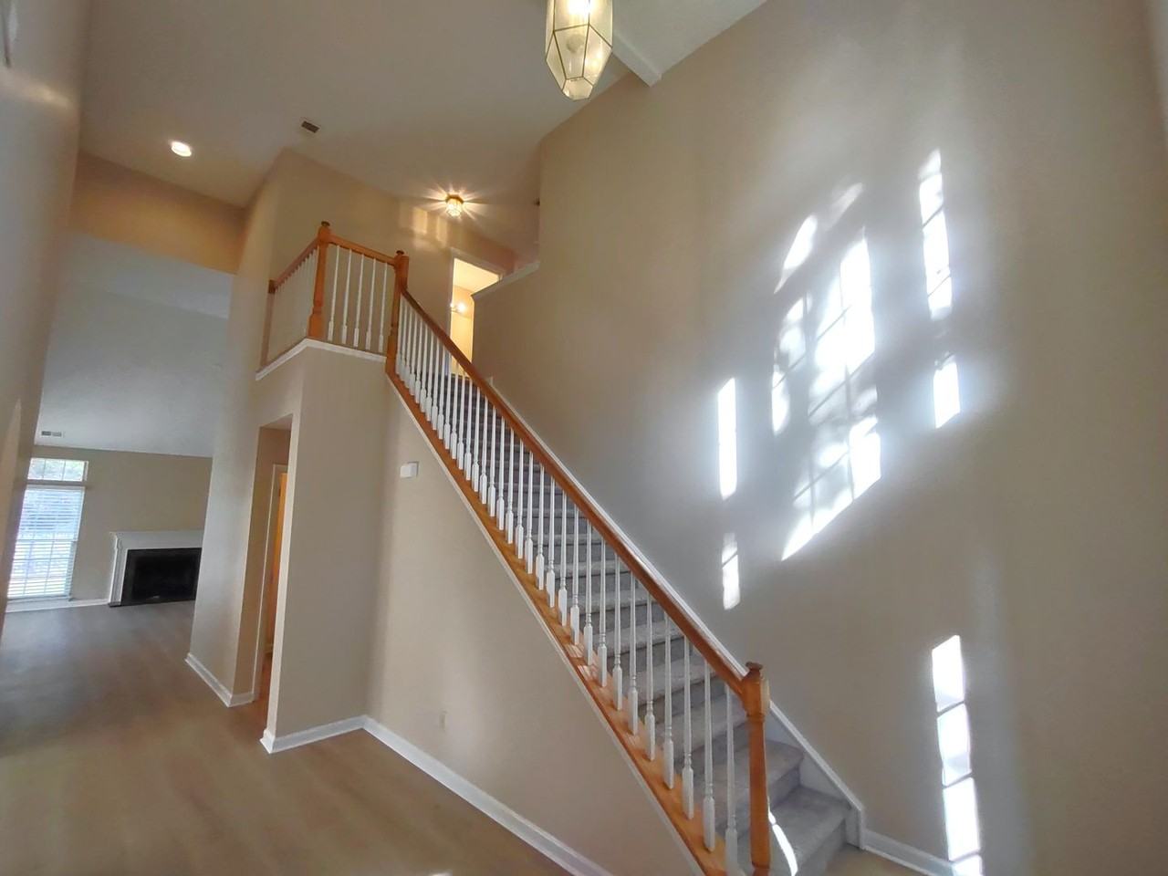 1111 Land Grant Rd - Photo 6 of 32