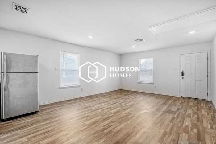 1408 Allende - Photo 4 of 14