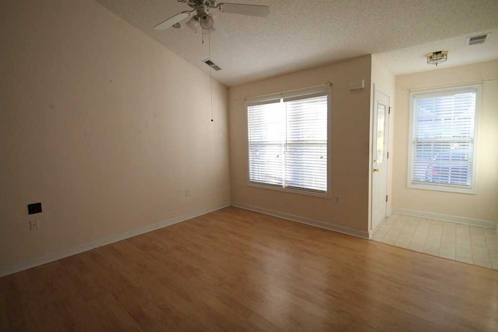 1555 Tiana Way - Photo 2 of 7
