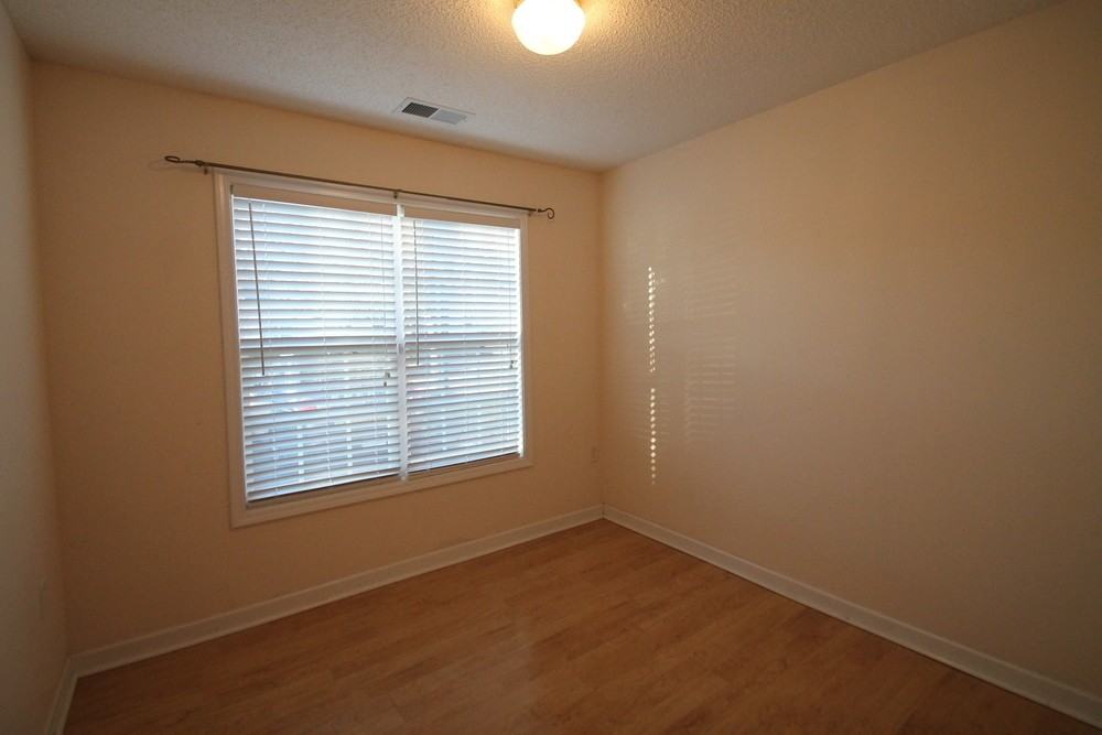 1555 Tiana Way - Photo 4 of 7