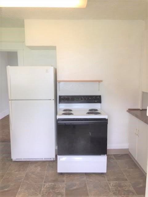 1032 Ne Madrona St - Photo 4 of 22