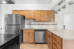 625 Manhattan Pl - Photo 1 of 1