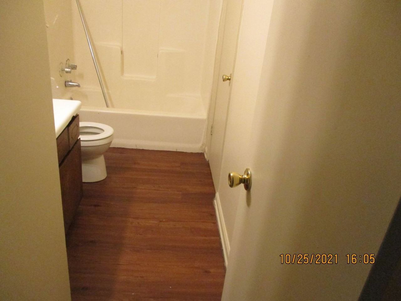 1409 Westcliff Ct - Photo 6 of 7