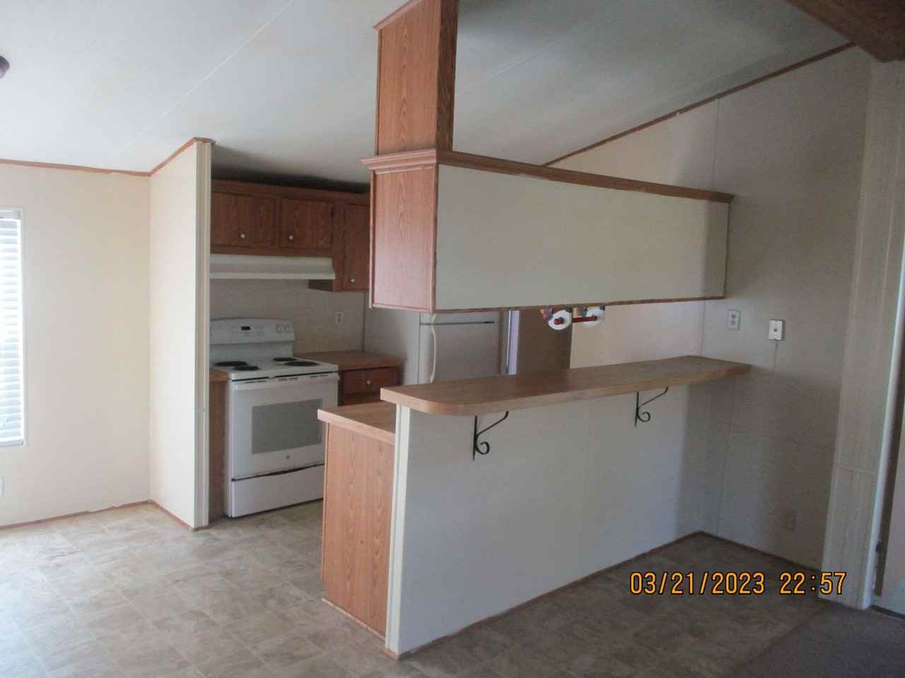 908 Westview Dr - Photo 5 of 12