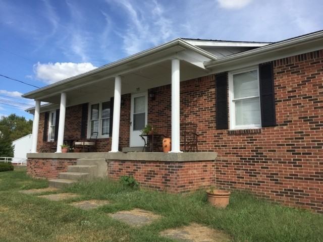 111 Pleasureville Rd - Photo 2 of 28