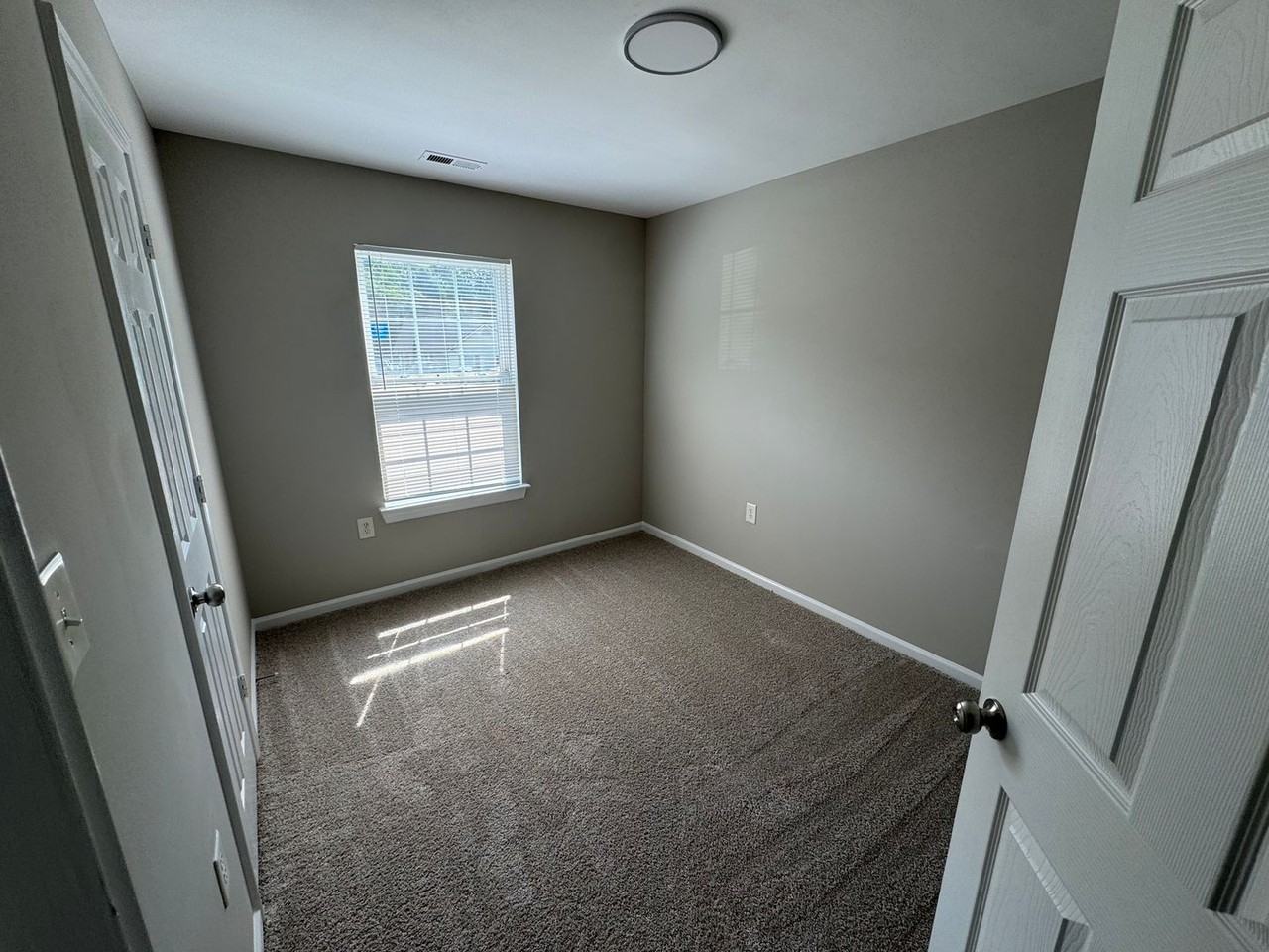 5819 Hamilton Oaks Dr - Photo 5 of 12