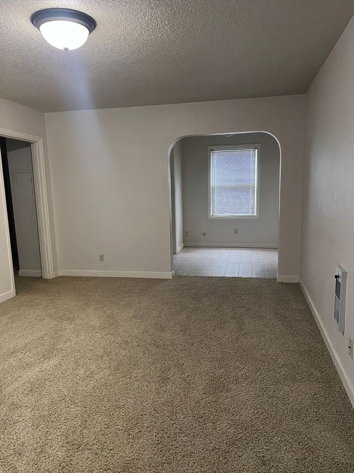 105 W 29th Street - Photo 5 of 23