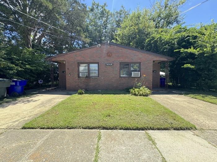 9268 Buckman Ave #A - Photo 3 of 30