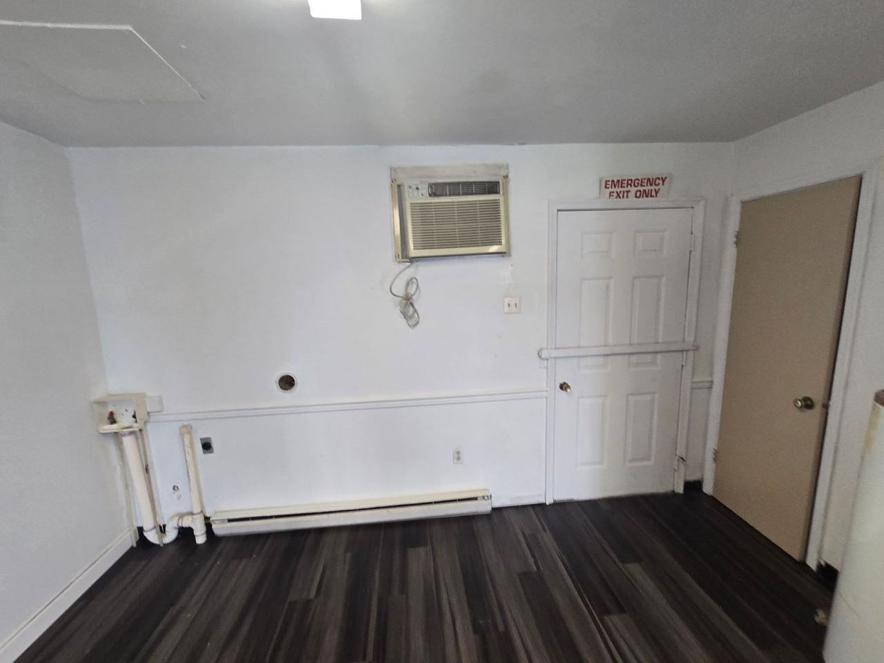 25225 25225 Harwell Dr. - Units E - Photo 5 of 8