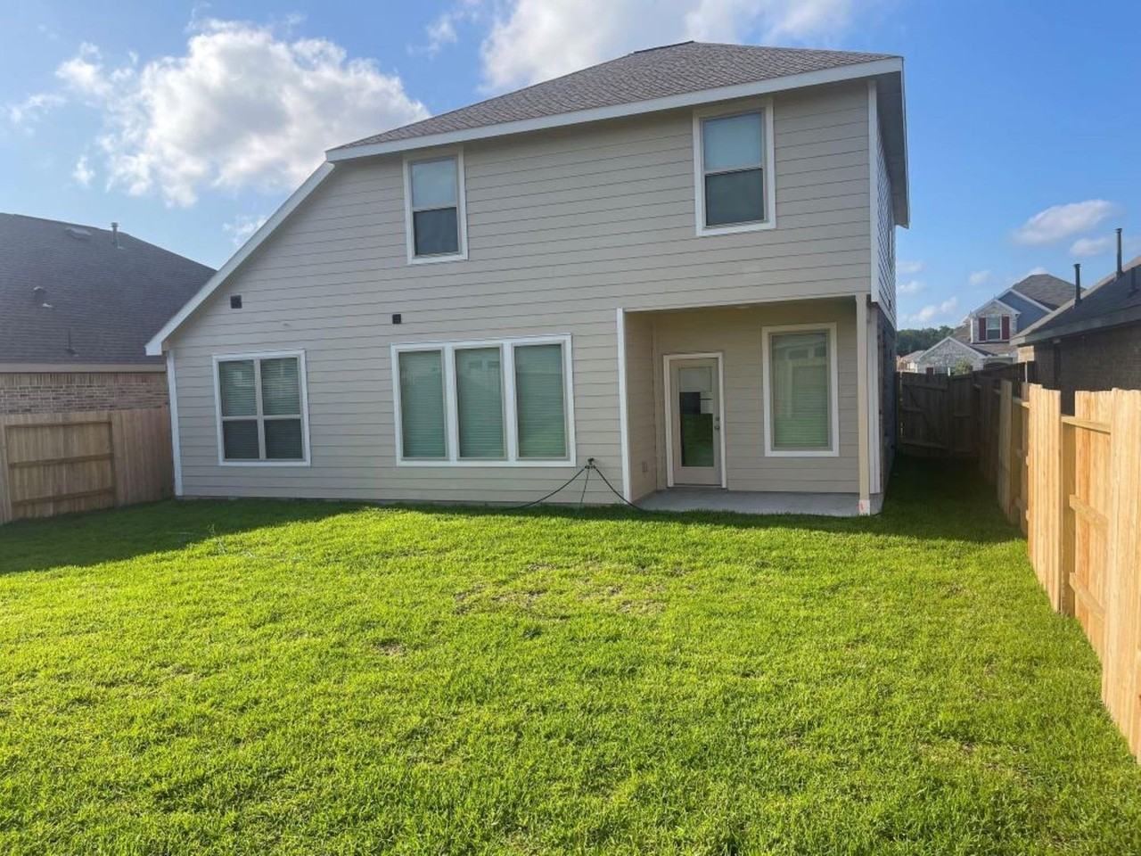 22466 Birchfield Grove Ln - Photo 2 of 11