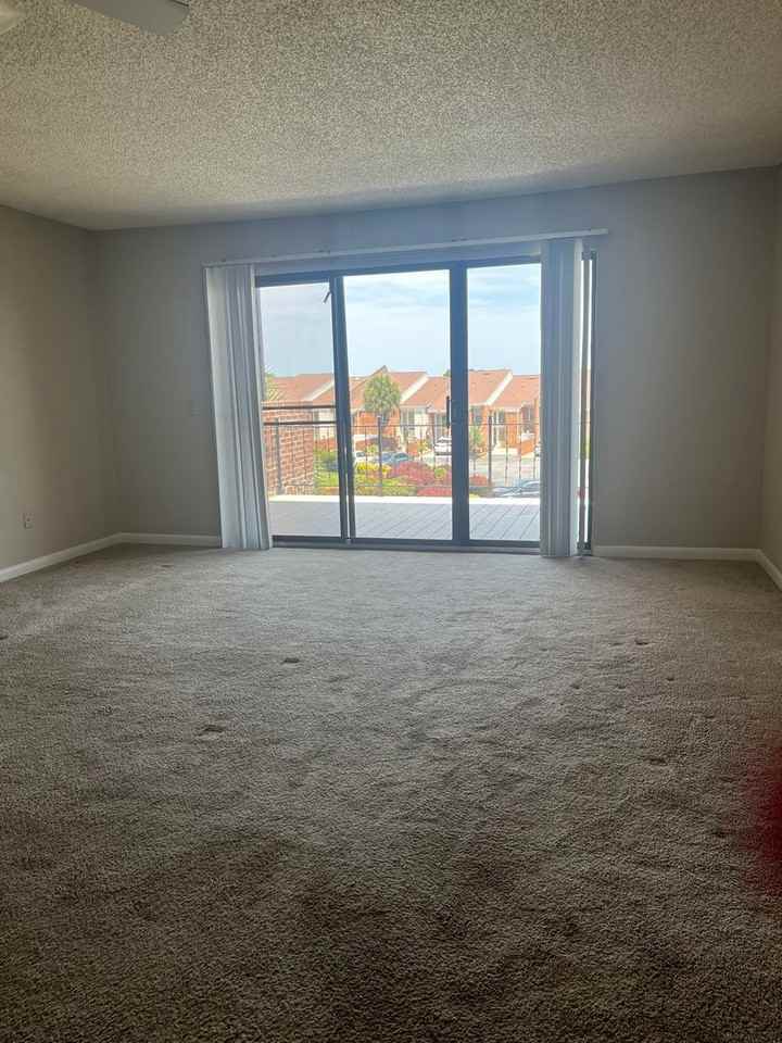 14 Low Hill Ln - Photo 4 of 15