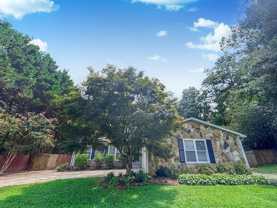 1552 Blackwell Rd - Photo 1 of 1