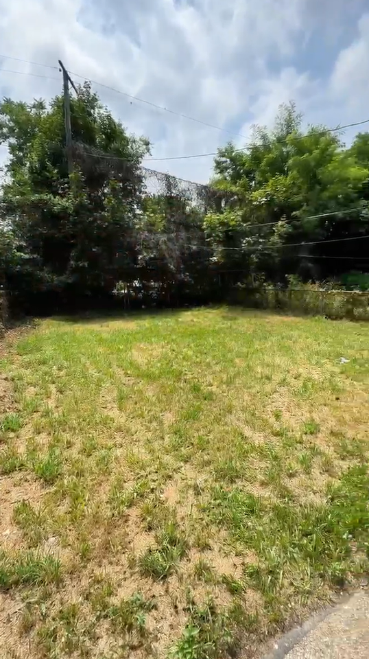 10724 Morison Ave - Photo 3 of 13