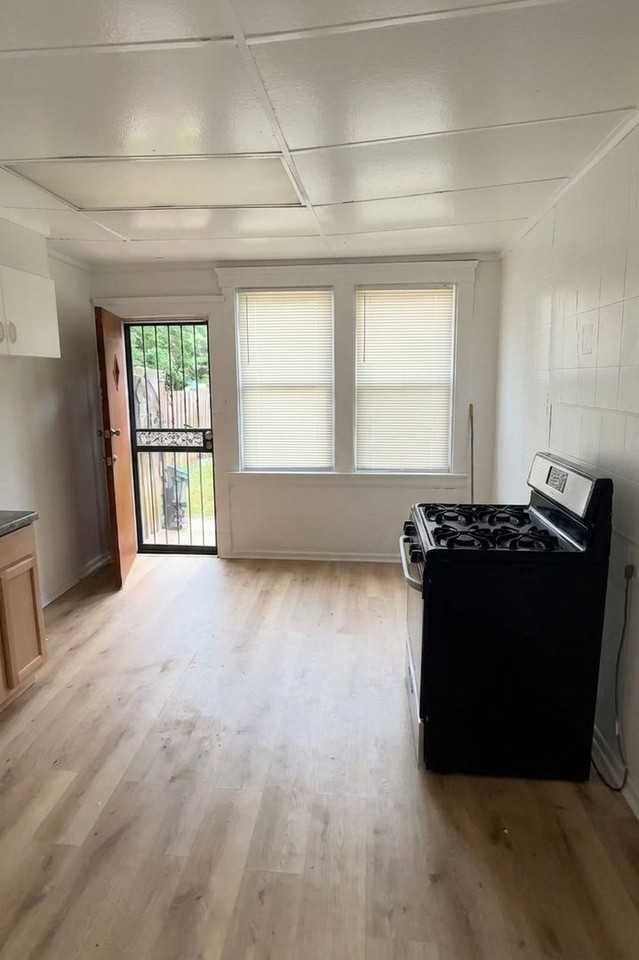 10724 Morison Ave - Photo 6 of 13