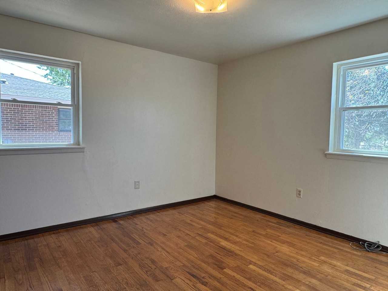 84 84 SW 45th - Photo 3 of 8