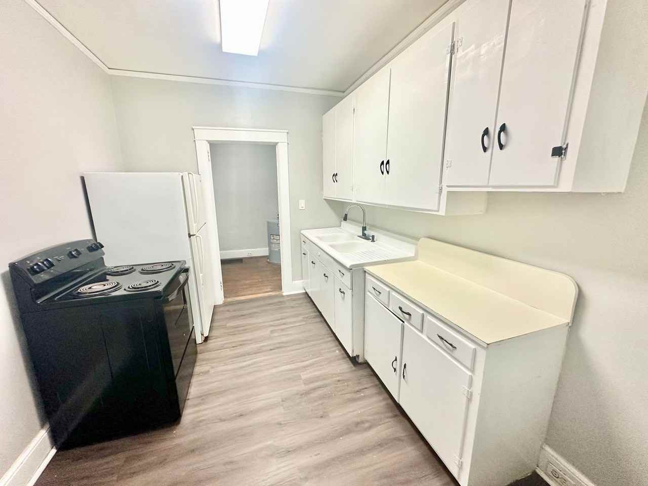 106 Academy St Apt A - Photo 6 of 10