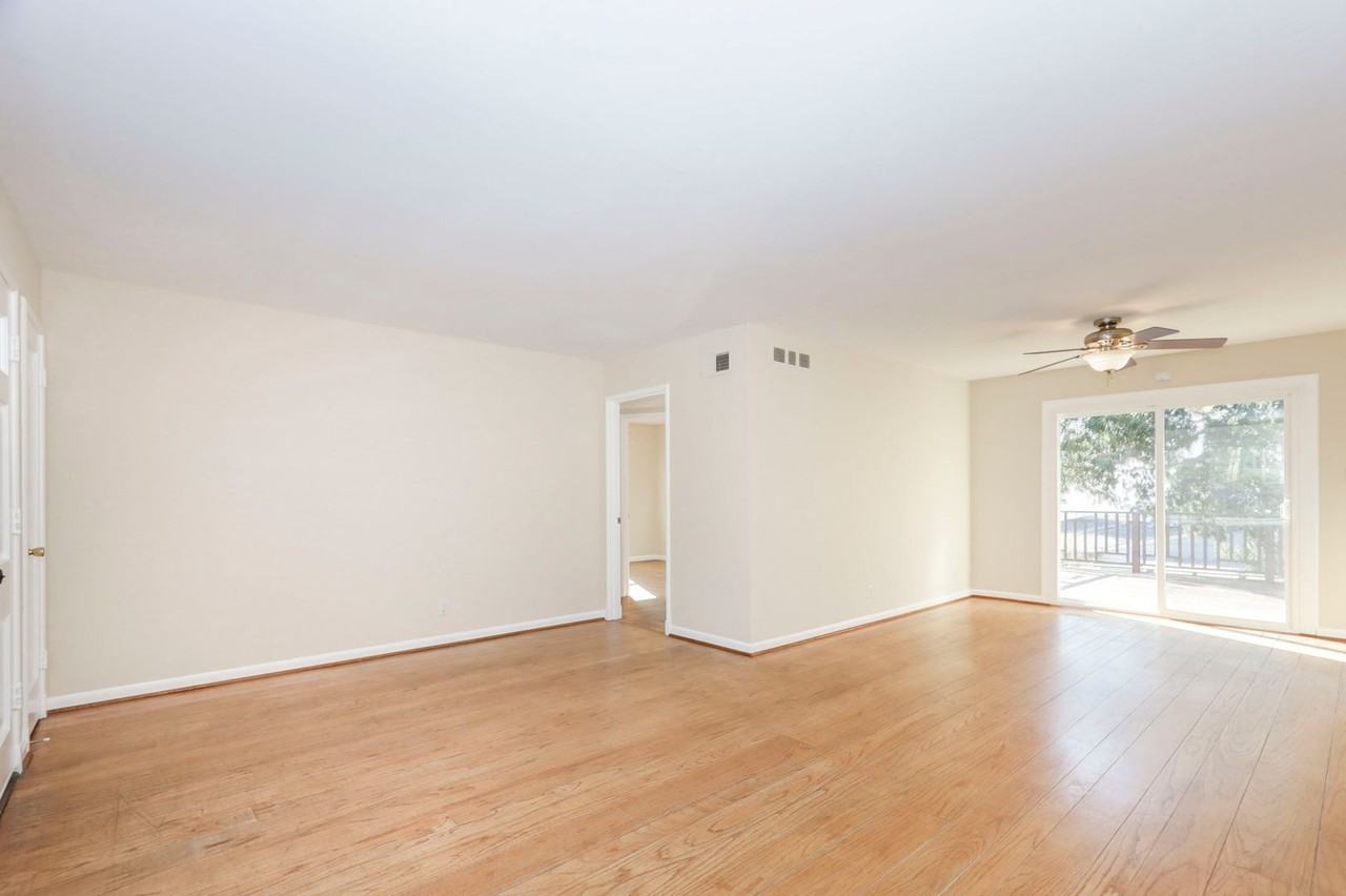 320 La Casa Ave - Photo 5 of 35