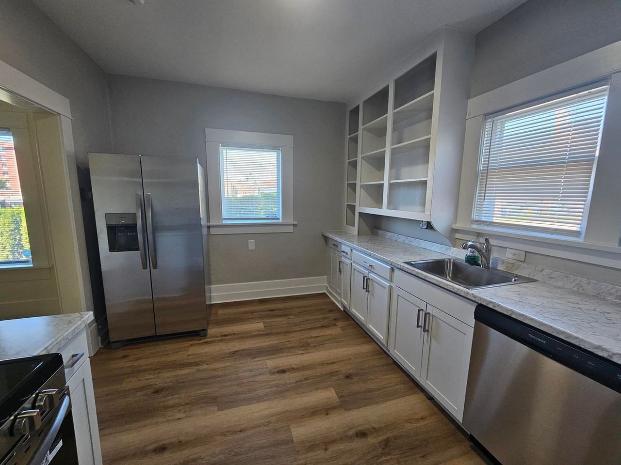 1513 12th St #1513 - Photo 3 of 13