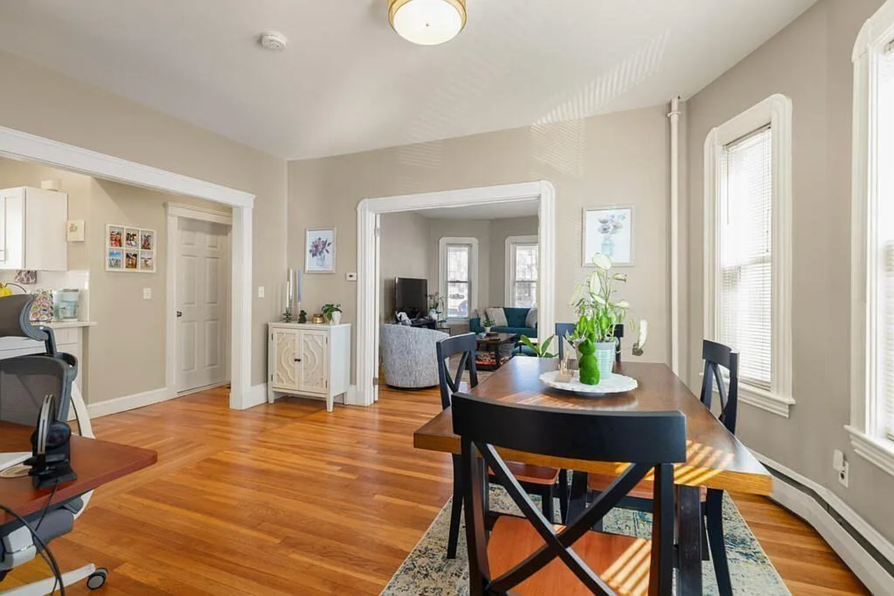 155 Spruce St - Photo 5 of 16