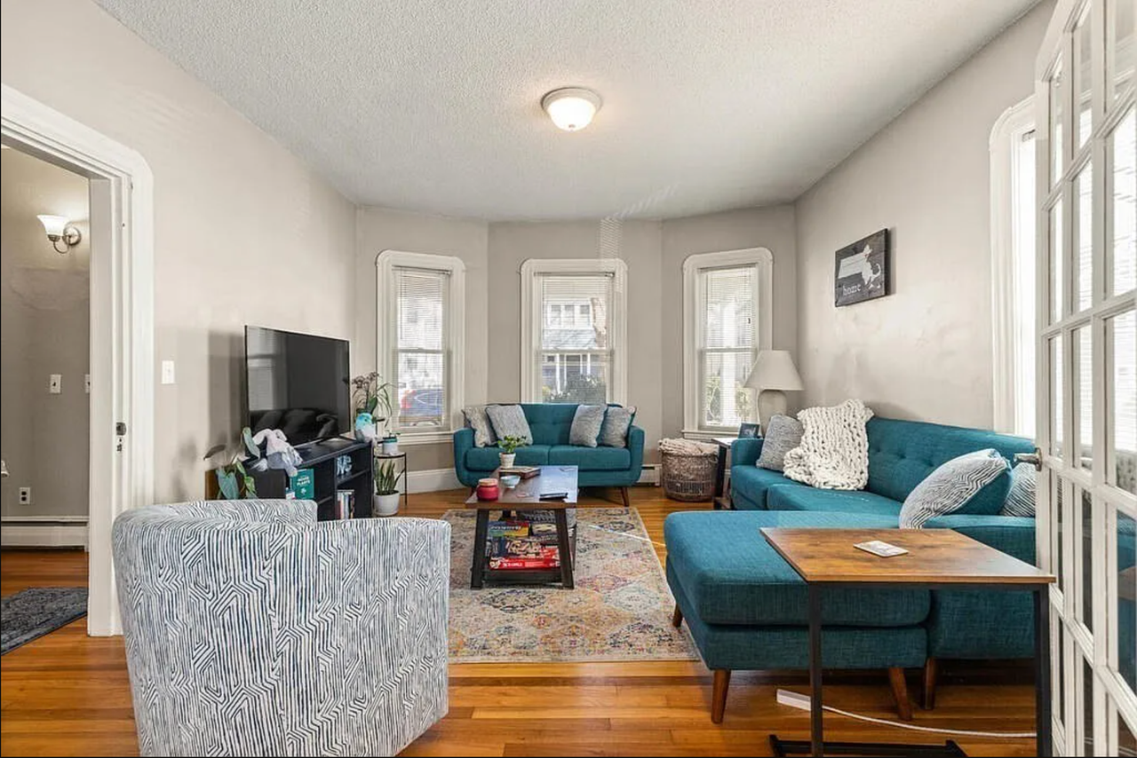 155 Spruce St - Photo 6 of 16