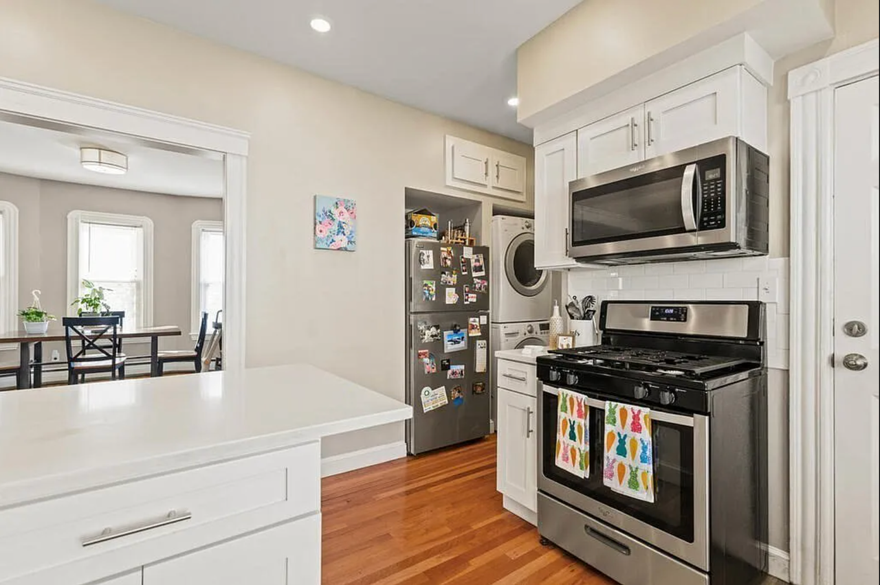 155 Spruce St - Photo 7 of 16