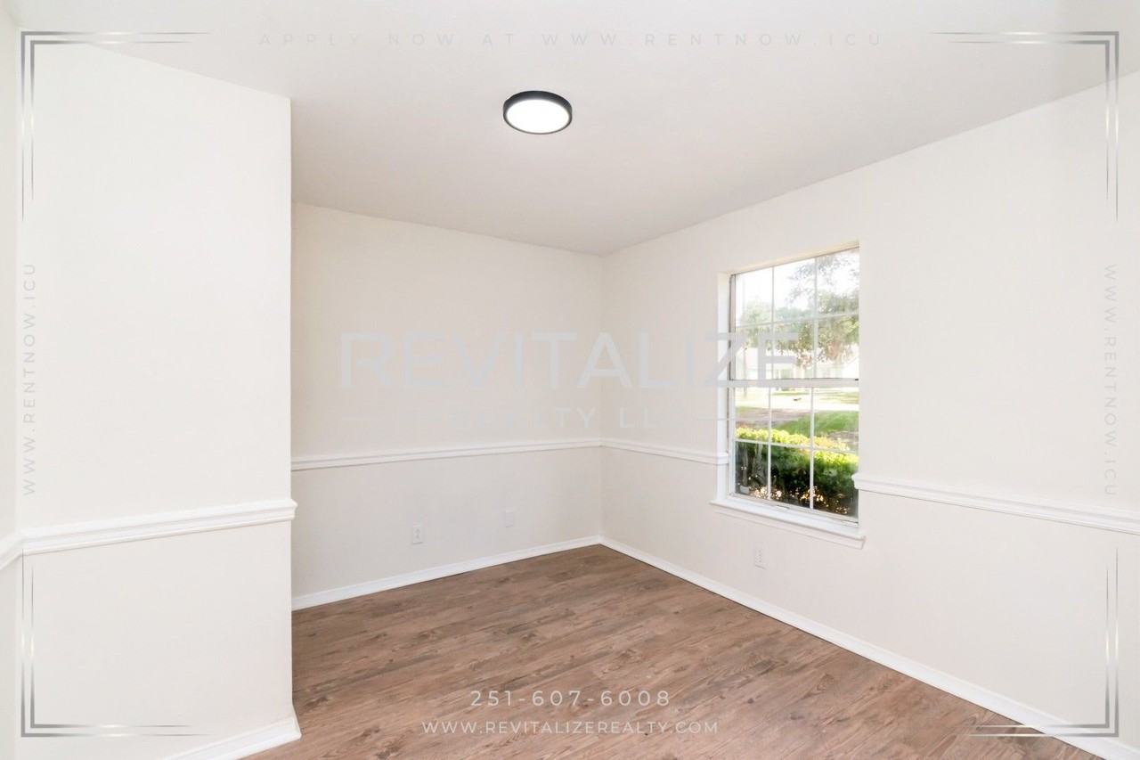 6513 Victoria Pl S - Photo 7 of 31