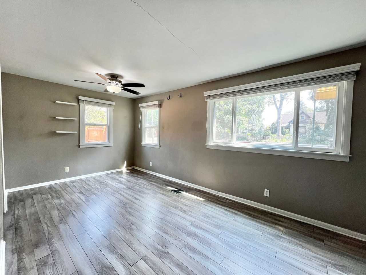 704 Welch Ave - Photo 3 of 15