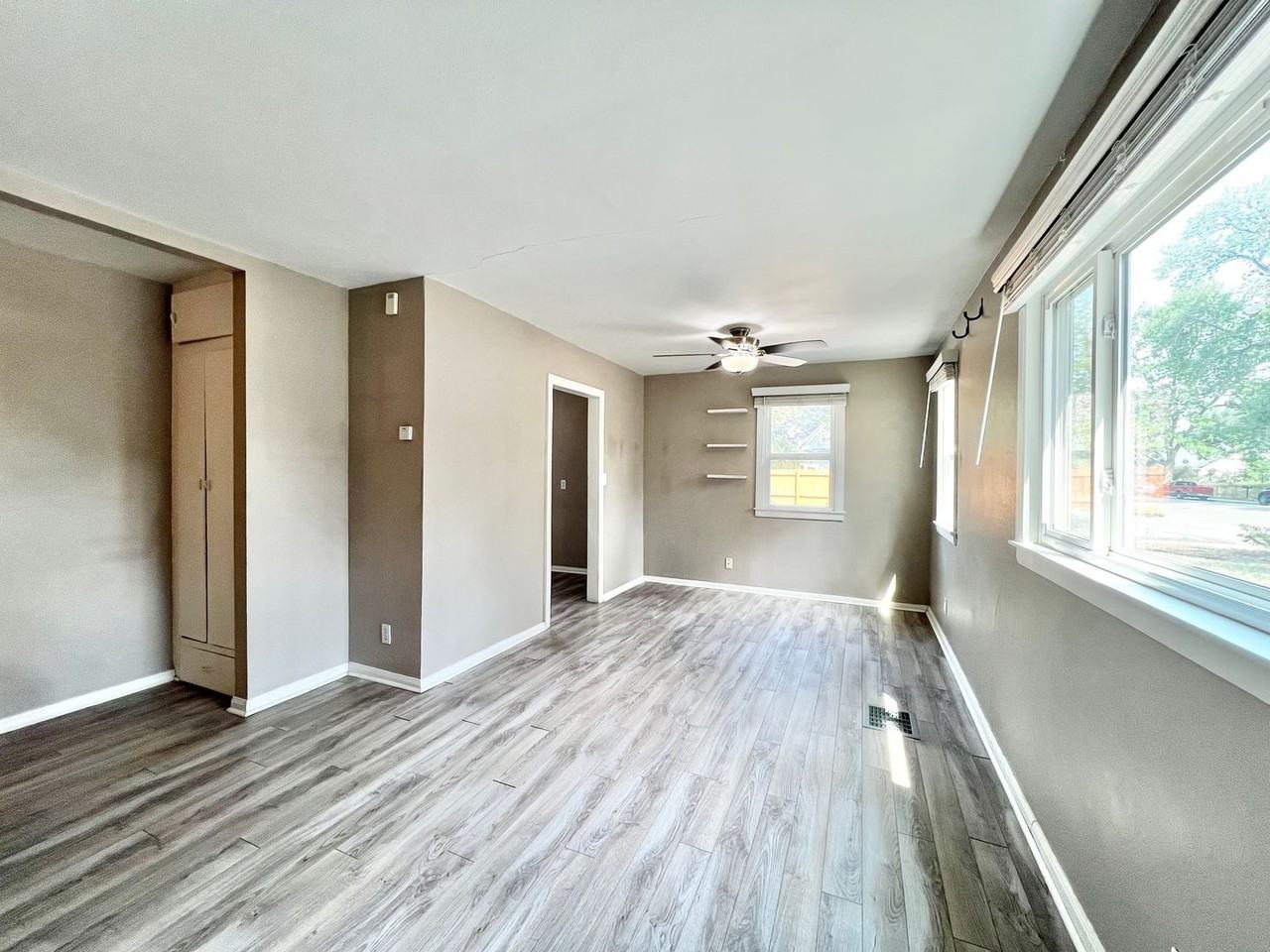 704 Welch Ave - Photo 4 of 15