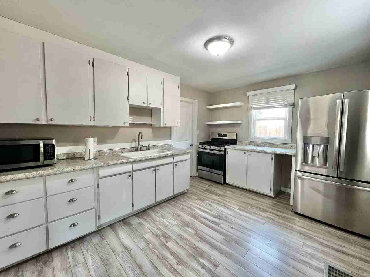 704 Welch Ave - Photo 5 of 15