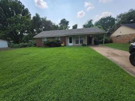 featured image of 4587 Appleville St
