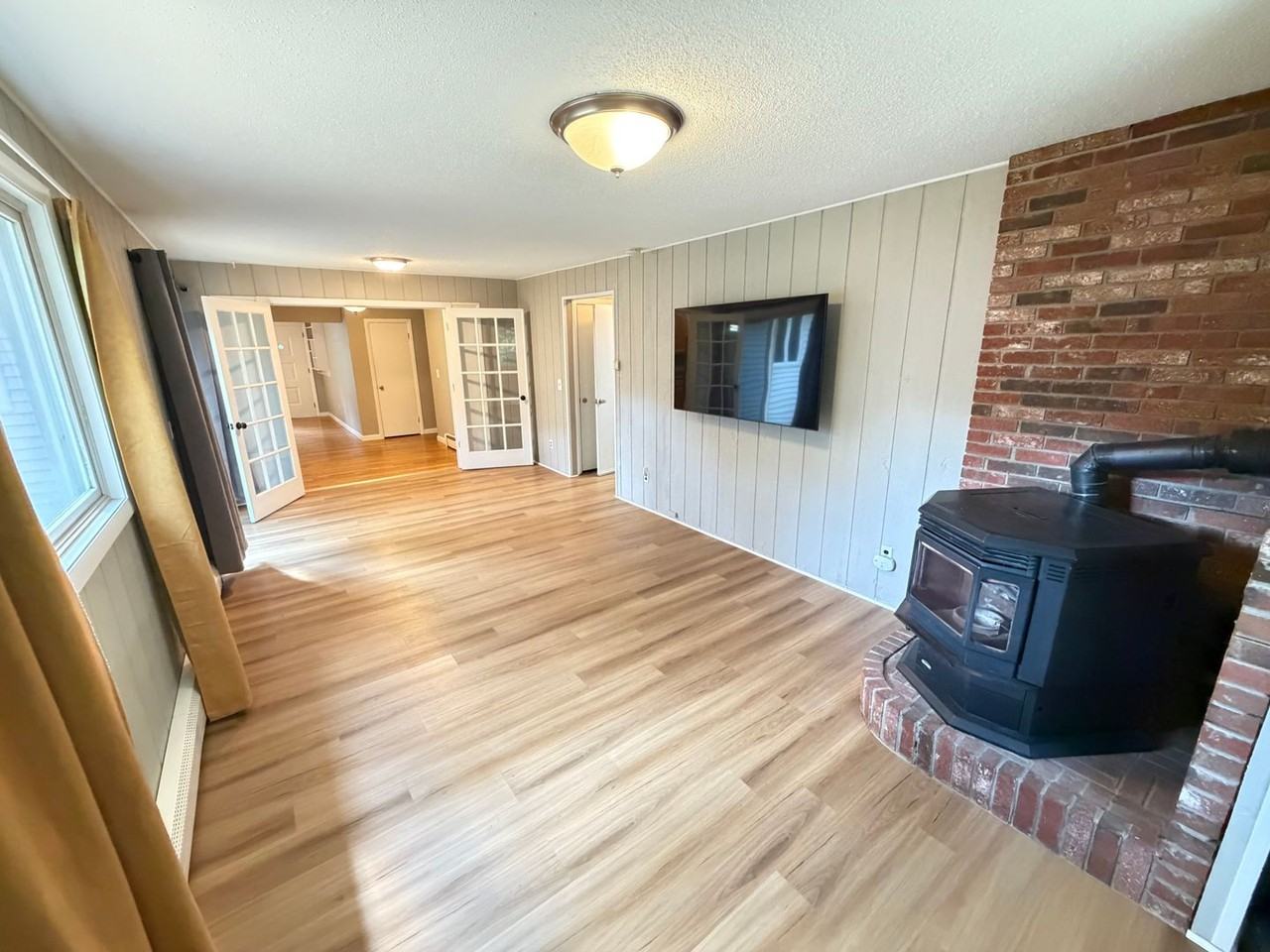 164 Mayo Rd - Photo 7 of 26