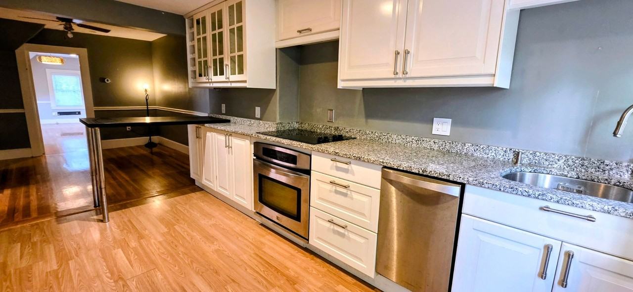 4A Sparhawk St - Photo 2 of 9