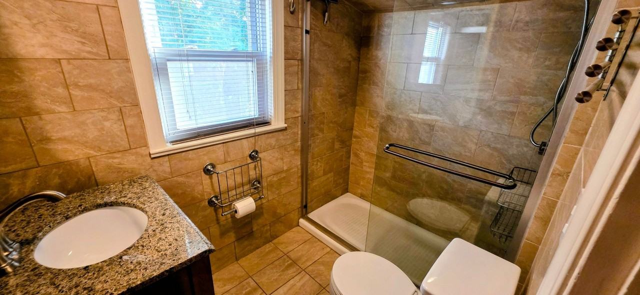 4A Sparhawk St - Photo 7 of 9