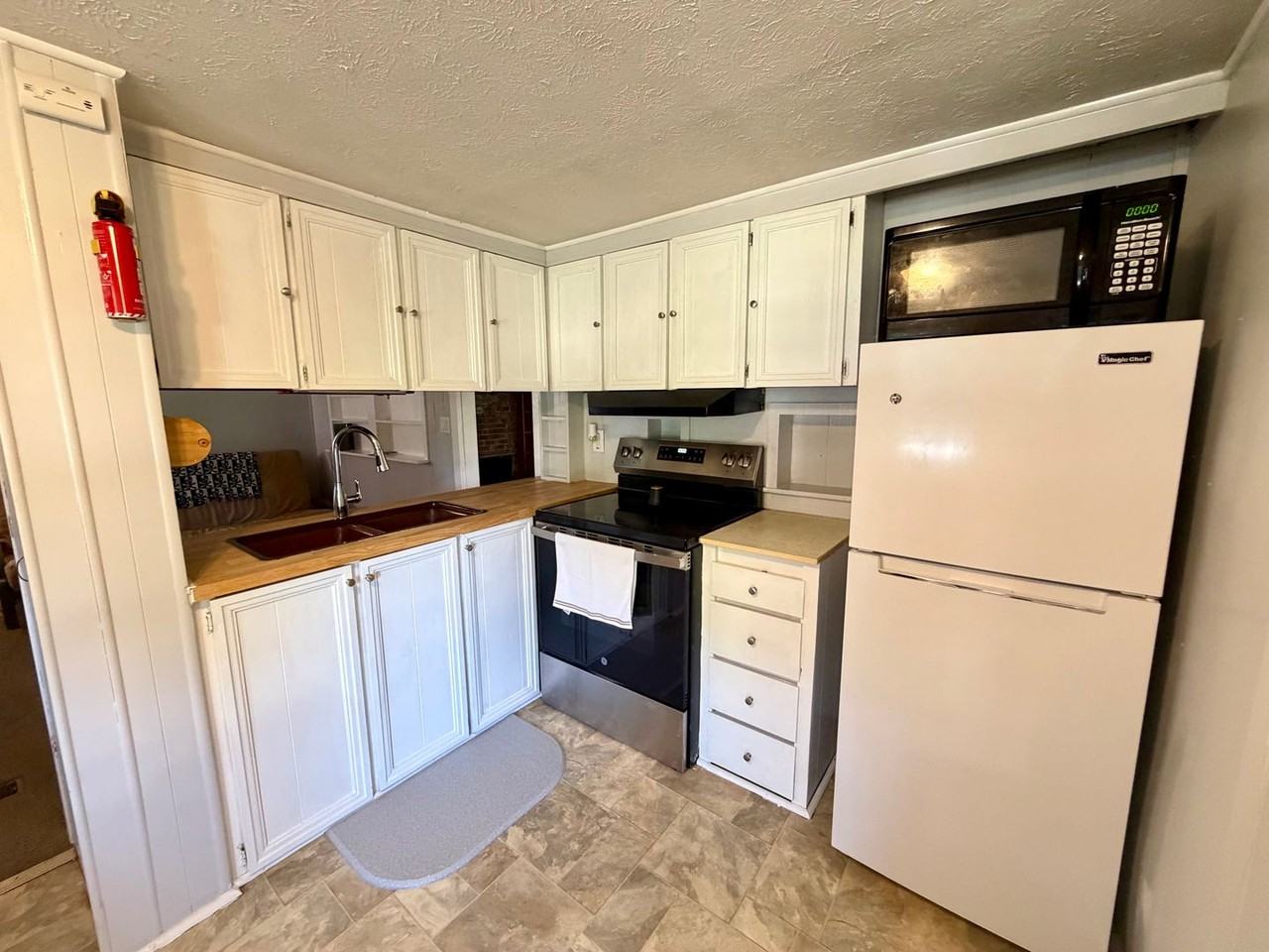 12 Martin Ln - Photo 6 of 12