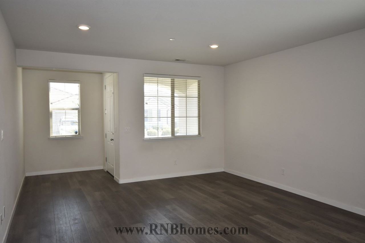 5033 Fitzwilliam St - Photo 3 of 18