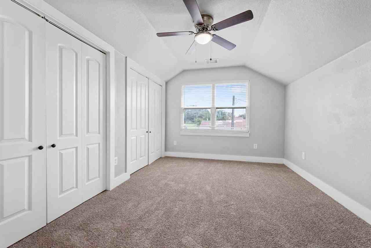3510 Cactus Trl - Photo 4 of 21