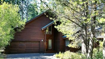 featured image of 12464 Greenleaf Way