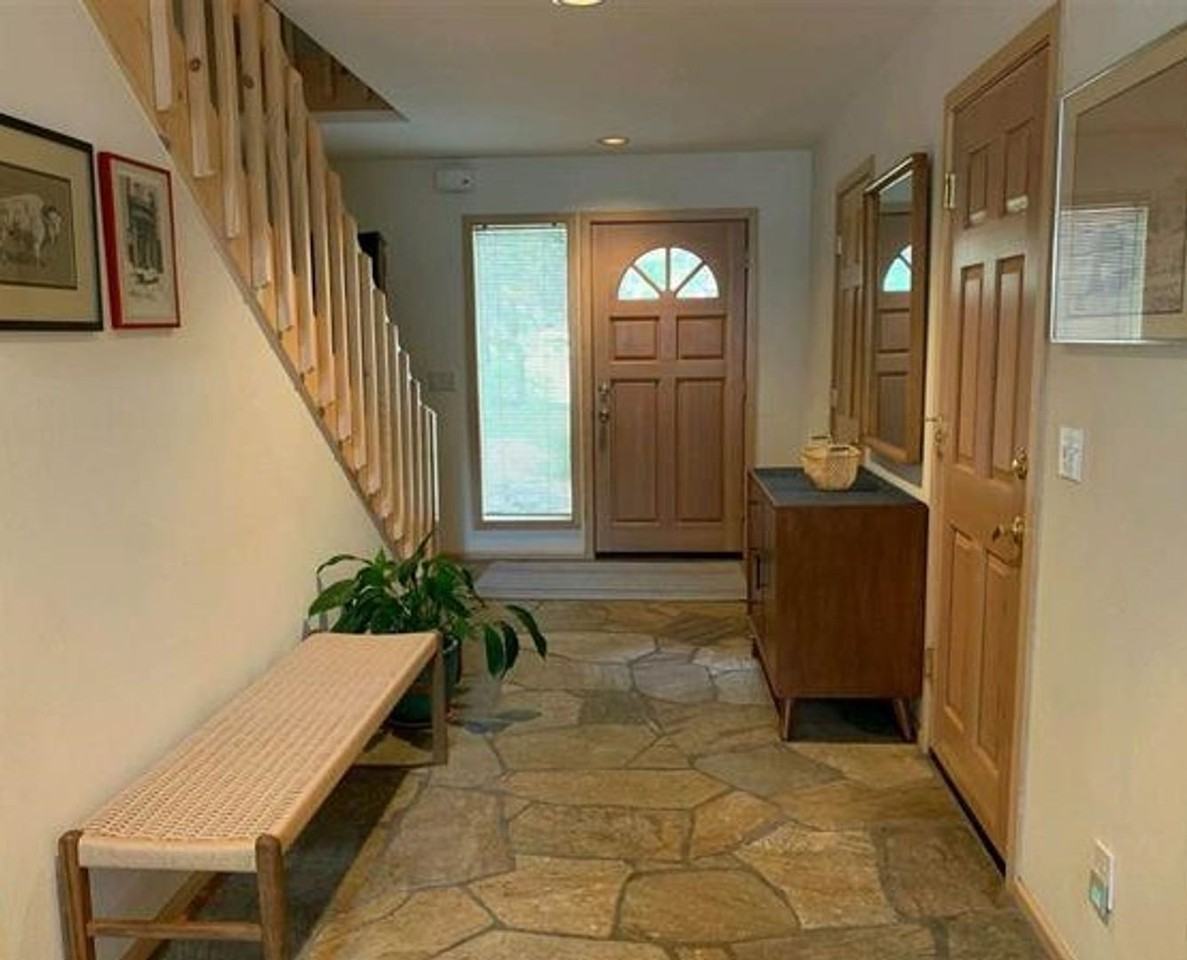 12464 Greenleaf Way - Photo 3 of 14