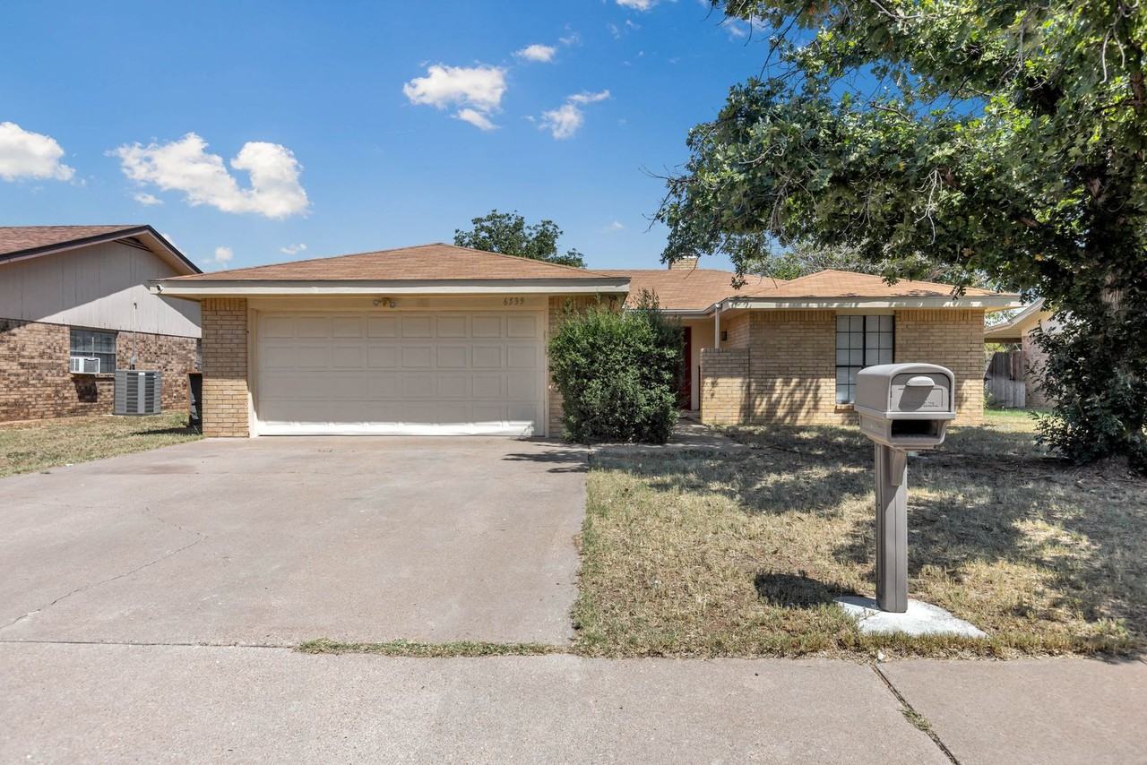 6935 Amber Dr - Photo 2 of 27