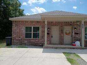 407 E Academy Ave - Photo 1 of 1