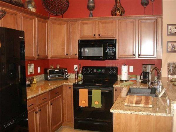 ON THE PARK TOWNHOMES - Photo 2 of 12