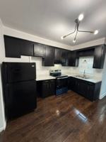 featured image of 523 E End Ave