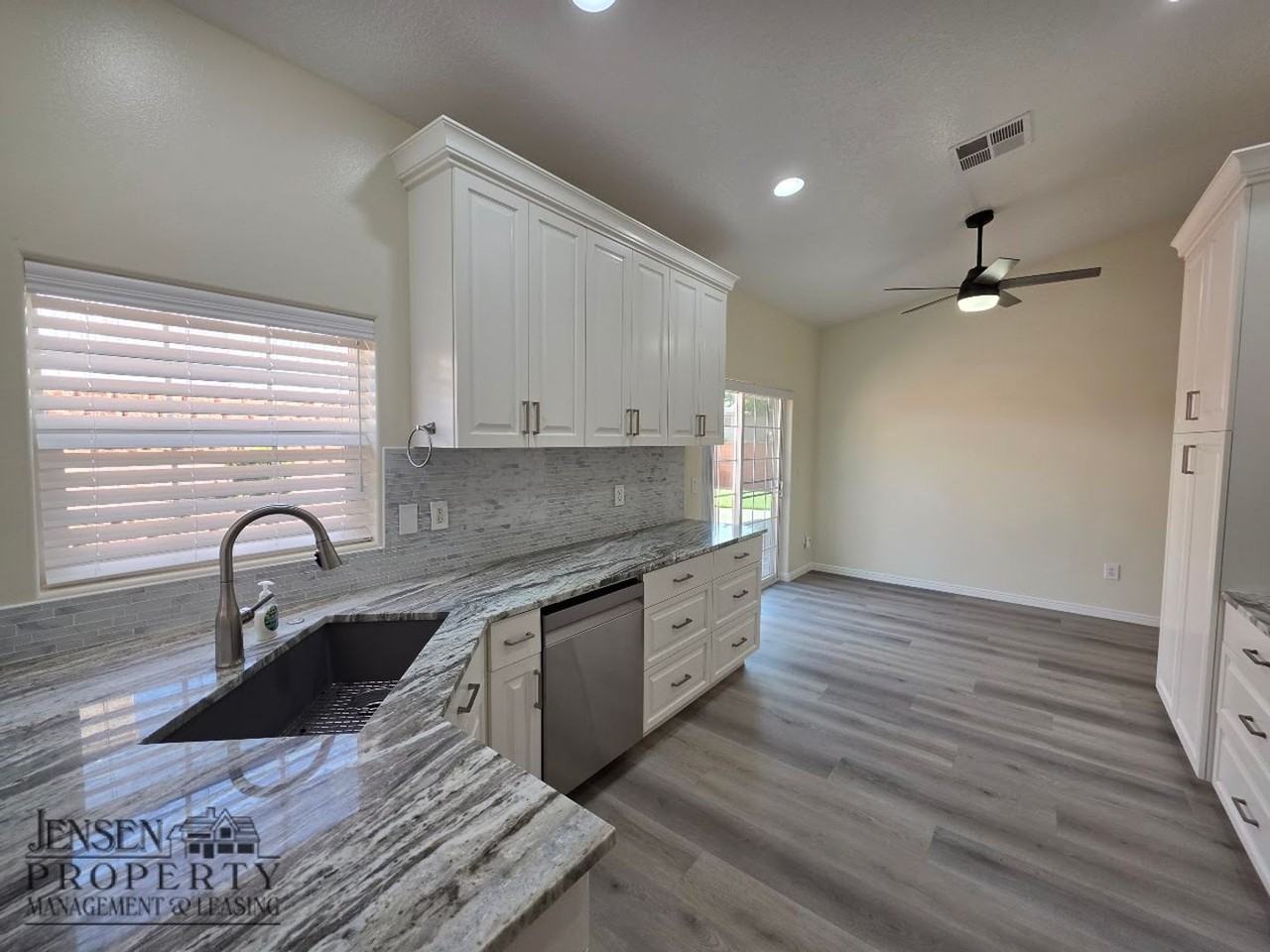 2055 E 180 South Cir - Photo 5 of 29