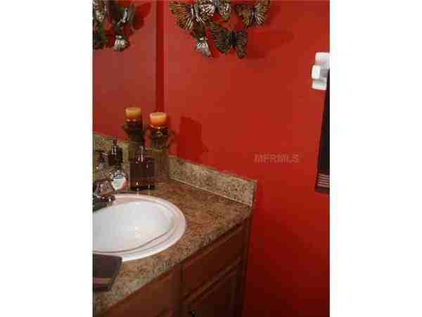 ON THE PARK TOWNHOMES - Photo 3 of 12